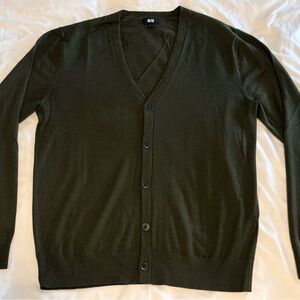 Uniqlo Men's Green Cardigan Sweater